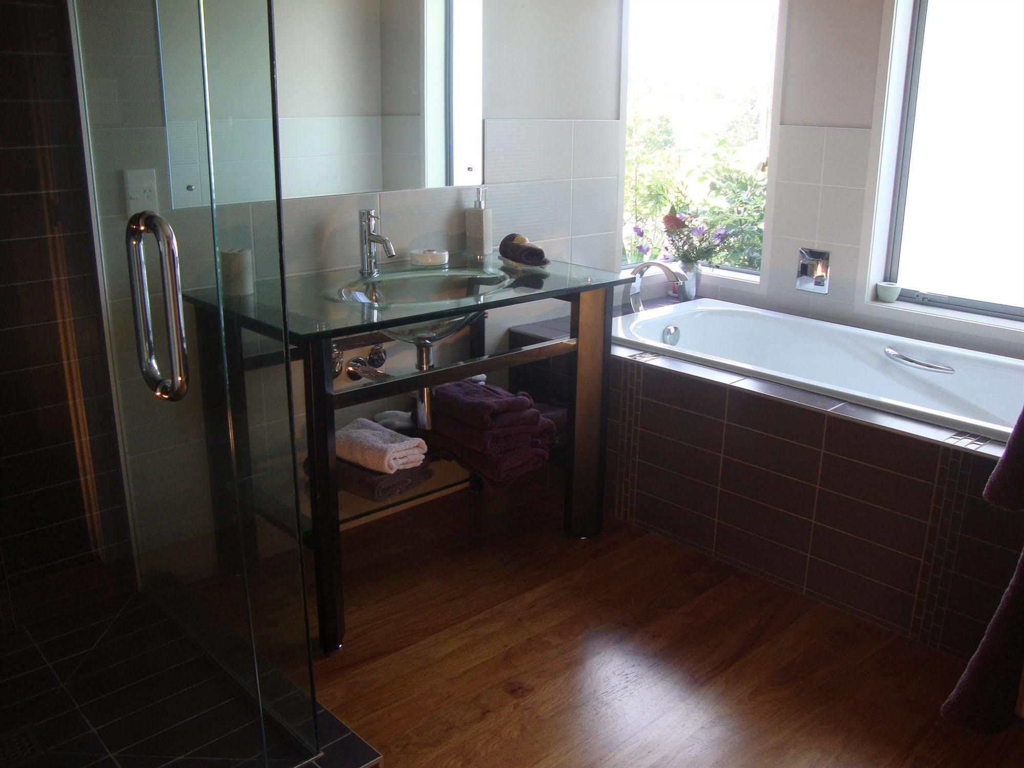 Stunning Views Bed, Breakfast & Health Retreat Whangamata Exterior foto