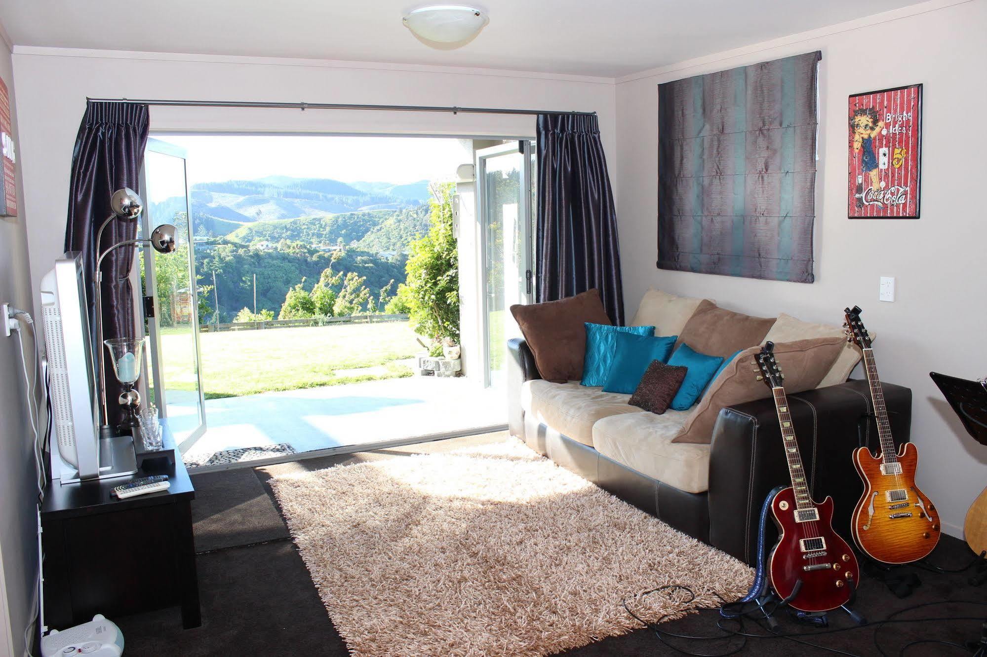 Stunning Views Bed, Breakfast & Health Retreat Whangamata Exterior foto