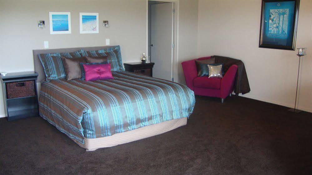 Stunning Views Bed, Breakfast & Health Retreat Whangamata Exterior foto