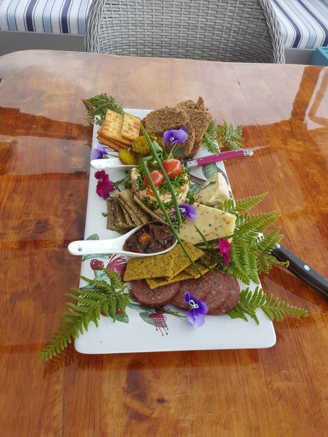 Stunning Views Bed, Breakfast & Health Retreat Whangamata Exterior foto